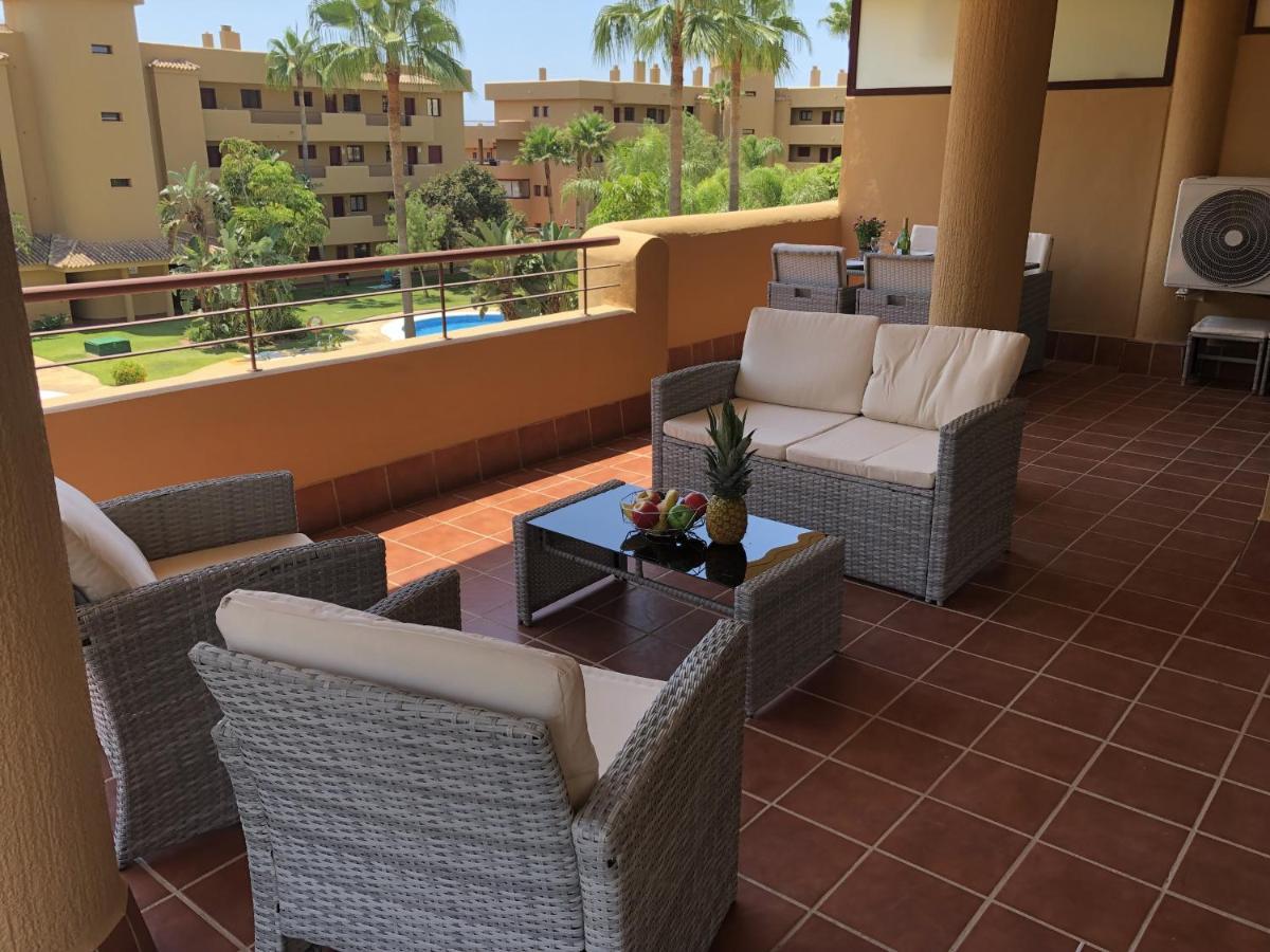 La Cala Azul 2 Bedroom Apartment With Big Sunny Terrace & Walking Distance To All The Amenities - Costa Del Sol Ла-Кала-де-Михас Экстерьер фото