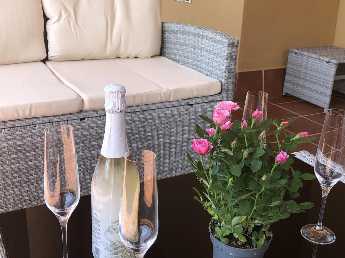 La Cala Azul 2 Bedroom Apartment With Big Sunny Terrace & Walking Distance To All The Amenities - Costa Del Sol Ла-Кала-де-Михас Экстерьер фото